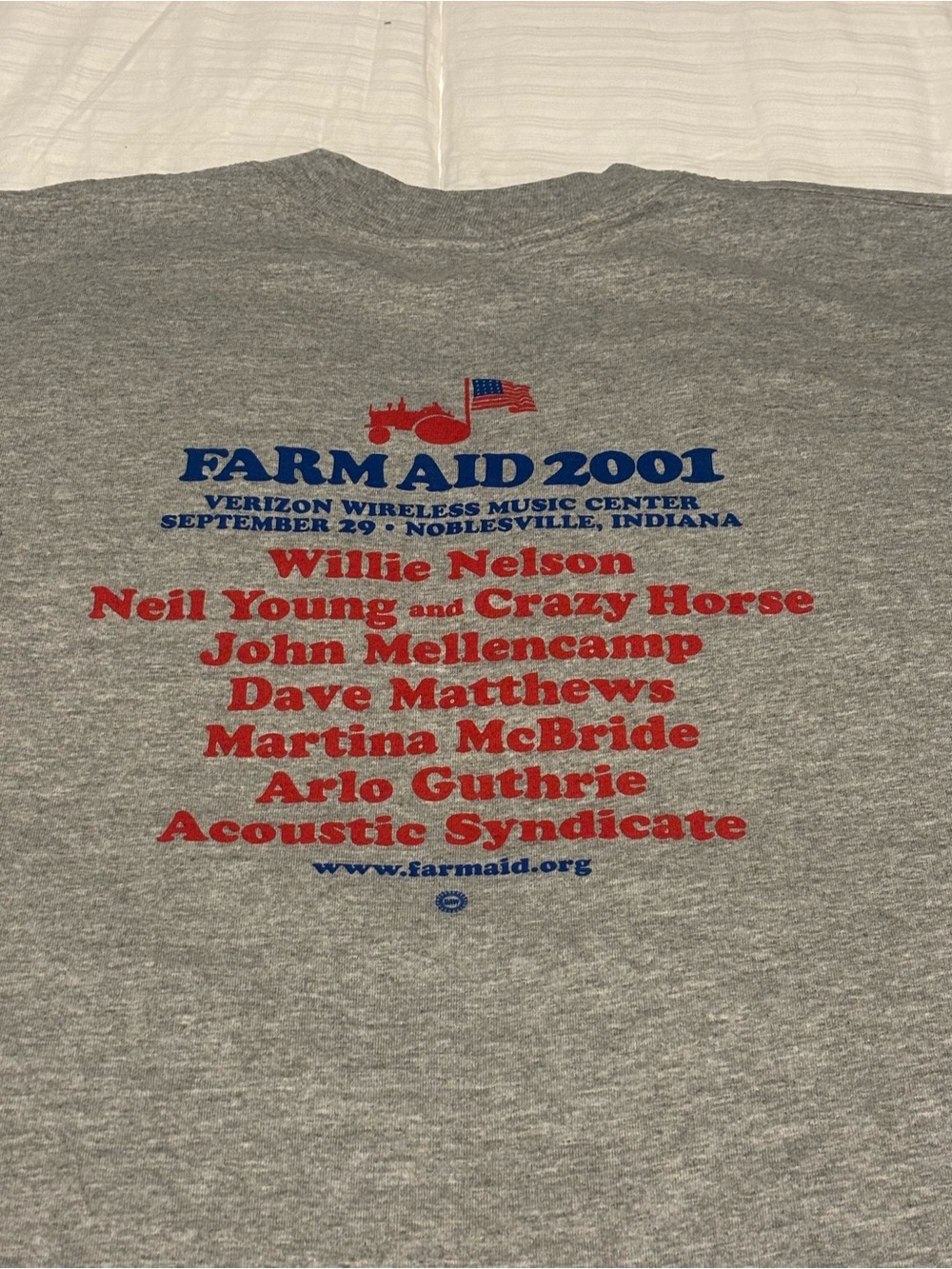 Deadstock Vintage 2001 Farm Aid Music Festival T-XL Willie Nelson Neil Young